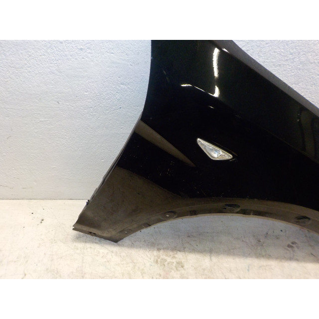 Front wing right BMW X3 (F25) (2010 - 2014) SUV xDrive20d 16V (N47-D20C)