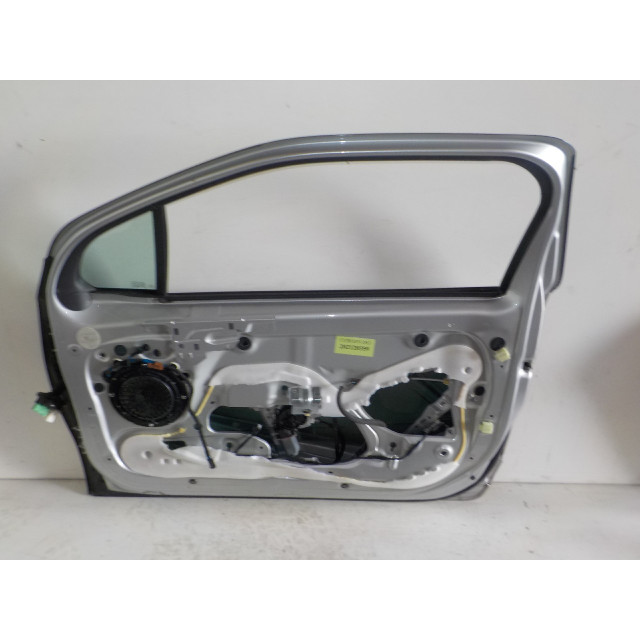 Door front right Citroën DS3 (SA) (2010 - 2015) Hatchback 1.4 HDi (DV4C(8HP))