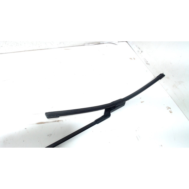 Wiper front right Citroën DS3 (SA) (2010 - 2015) Hatchback 1.4 HDi (DV4C(8HP))