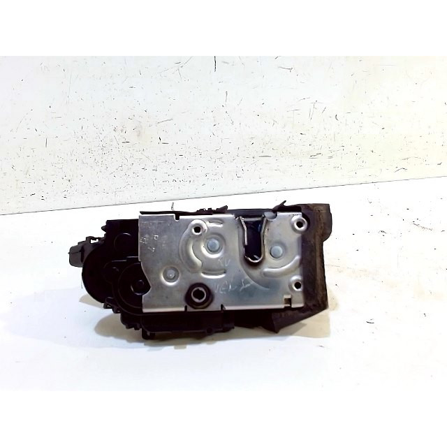 Locking mechanism door electric central locking front right Lancia Musa (2004 - 2012) MPV 1.4 16V (843.A.1000)