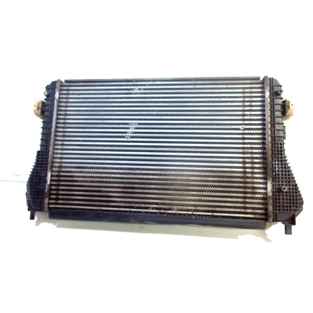 Intercooler radiator Volkswagen Caddy III (2KA/2KH/2CA/2CH) (2010 - 2015) Van 1.6 TDI 16V (CAYD)
