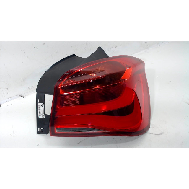 Tail light body right BMW 1 serie (F20) (2015 - 2019) Hatchback 5-drs 116d 1.5 12V TwinPower (B37-D15A)