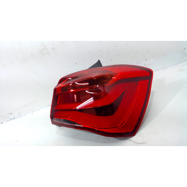 Tail light body right BMW 1 serie (F20) (2015 - 2019) Hatchback 5-drs 116d 1.5 12V TwinPower (B37-D15A)