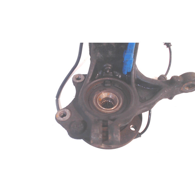 Hub front right Citroën DS3 (SA) (2009 - 2015) Hatchback 1.6 e-HDi (DV6DTED(9HP))