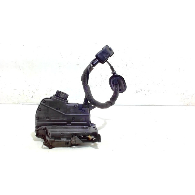 Locking mechanism door electric central locking front right Renault Twingo III (AH) (2014 - present) Hatchback 5-drs 1.0 SCe 70 12V (H4D-400(H4D-A4))