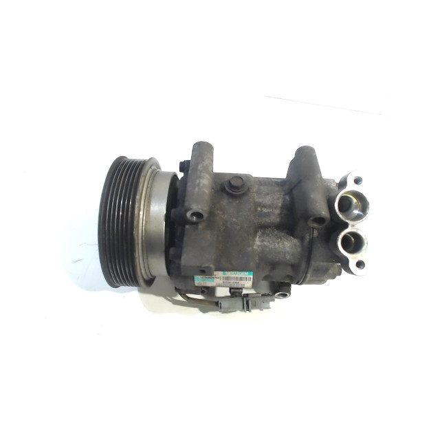 Air conditioning pump Renault Clio III (BR/CR) (2007 - 2014) Hatchback 1.2 16V TCe 100 (D4F-784(D4F-H7))