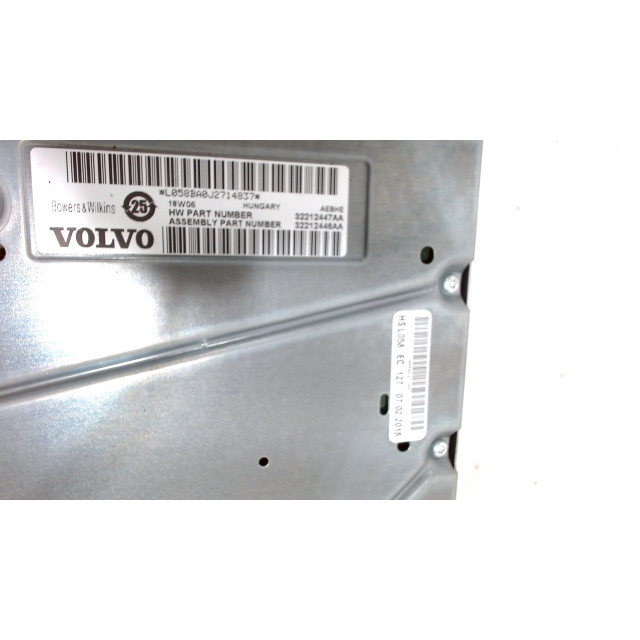 Amplifier Volvo V90 II (PW) (2016 - present) 2.0 D5 16V AWD (D4204T23)