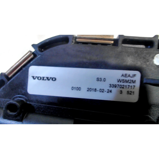 Front windscreen wiper motor Volvo V90 II (PW) (2016 - present) 2.0 D5 16V AWD (D4204T23)
