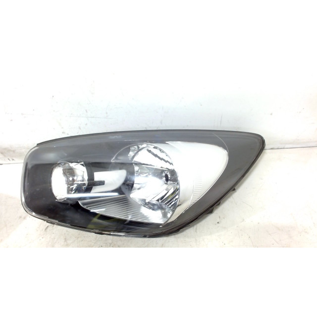 Left headlight Kia Picanto (TA) (2015 - 2017) Hatchback 1.0 12V (G3LA)