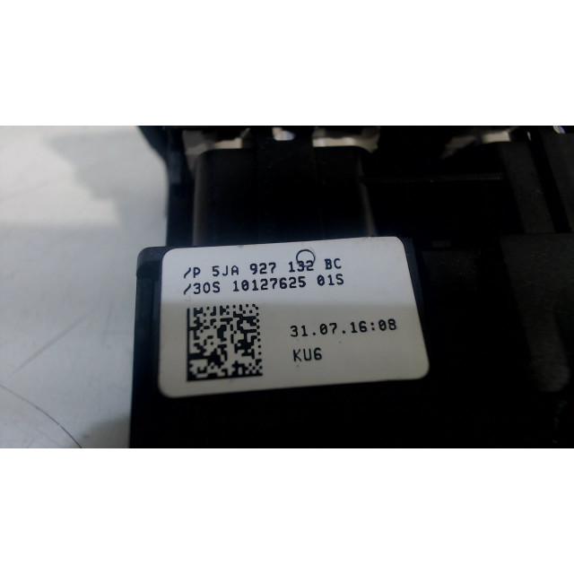 Switch miscellaneous Skoda Rapid Spaceback (2015 - 2019) Combi 1.2 TSI 16V (CJZC(Euro 6))