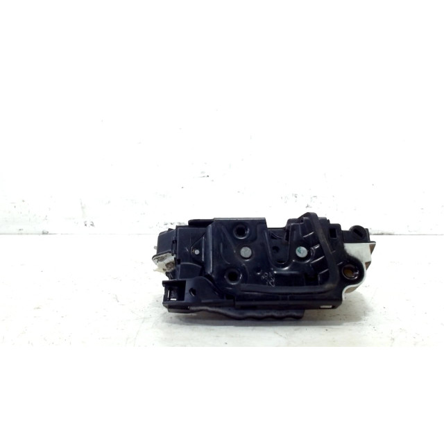 Locking mechanism door electric central locking front right Volkswagen Polo V (6R) (2009 - present) Polo (6R) Hatchback 1.6 TDI 16V 90 (CAYB)