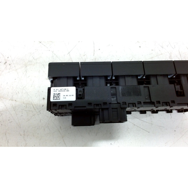 Switch Skoda Octavia Combi (5EAC) (2012 - 2020) Combi 5-drs 1.8 TSI 16V (CJSA)