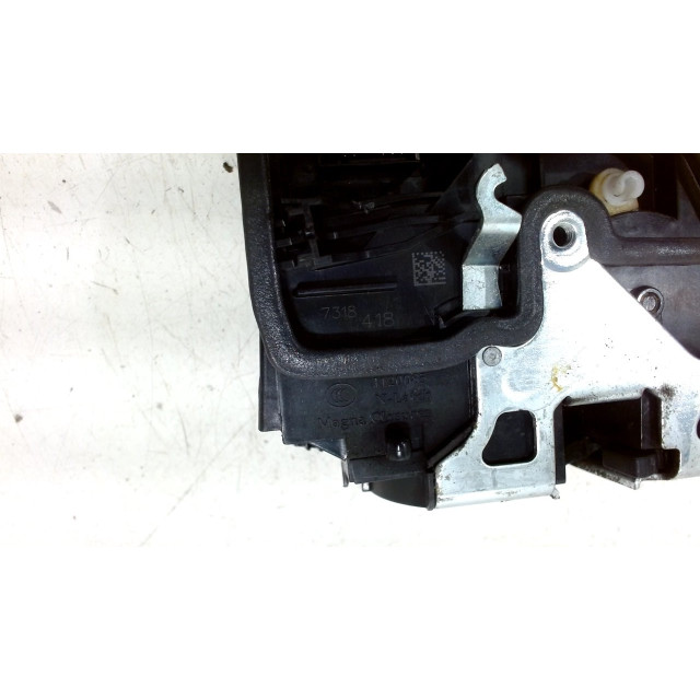 Locking mechanism door electric central locking rear right Mini Countryman (R60) (2011 - 2016) Mini Countryman (R60) Cross-over 2.0 Cooper D 16V Autom. (N47-C20A)
