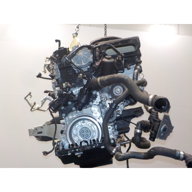 Engine Mercedes-Benz C (W206) (2021 - present) Sedan C-180 1.5 EQ Boost (A0001E28C-180 1.5 EQ Boost)