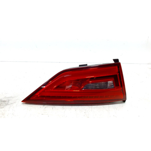 Tail light boot lid right Audi A3 Sportlimousine (8VL) (2013 - 2020) Sedan 2.0 TDI 16V (CRBC)