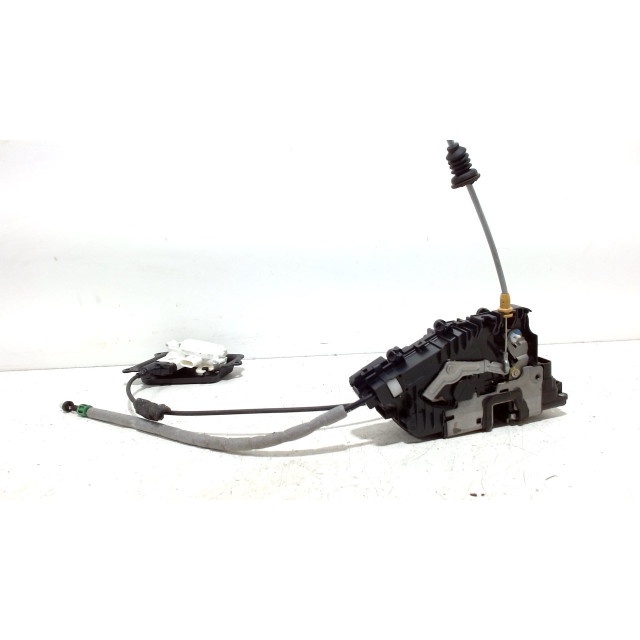Locking mechanism door electric central locking front right Mercedes-Benz GL (X166) (2012 - 2015) SUV 4.7 GL 550 BlueEFFICIENCY V8 32V 4-Matic (M278.928(Euro 5))