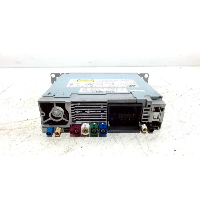 Control unit navigation BMW 1 serie (F20) (2015 - 2019) Hatchback 5-drs 116d 1.5 12V TwinPower (B37-D15A)