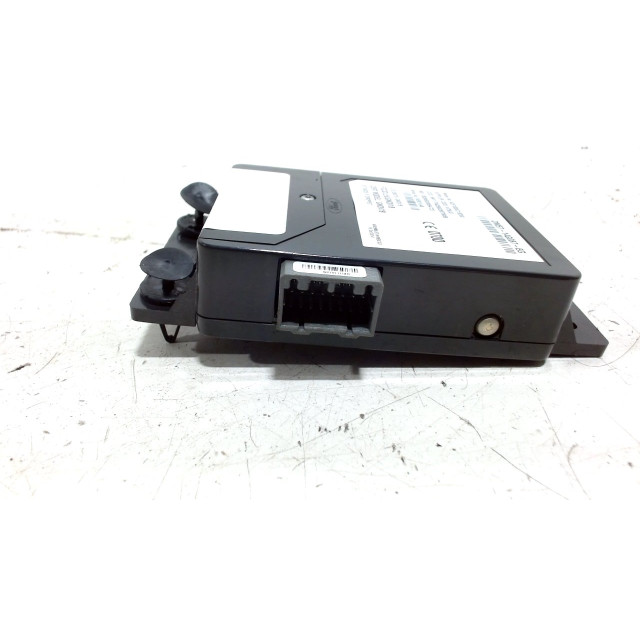 Control unit telephone Ford C-Max (DXA) (2015 - 2019) MPV 2.0 16V Energi (UADA)