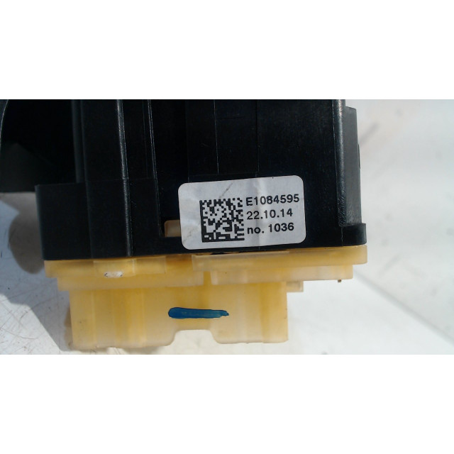 Windscreen washer switch Smart Forfour (453) (2014 - present) Hatchback 5-drs 1.0 12V (M281.920)