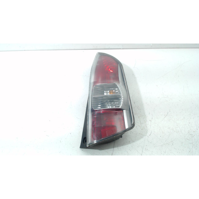Tail light body right Daihatsu Sirion 2 (M3) (2005 - 2013) Hatchback 1.0 12V DVVT (1KR-FE)