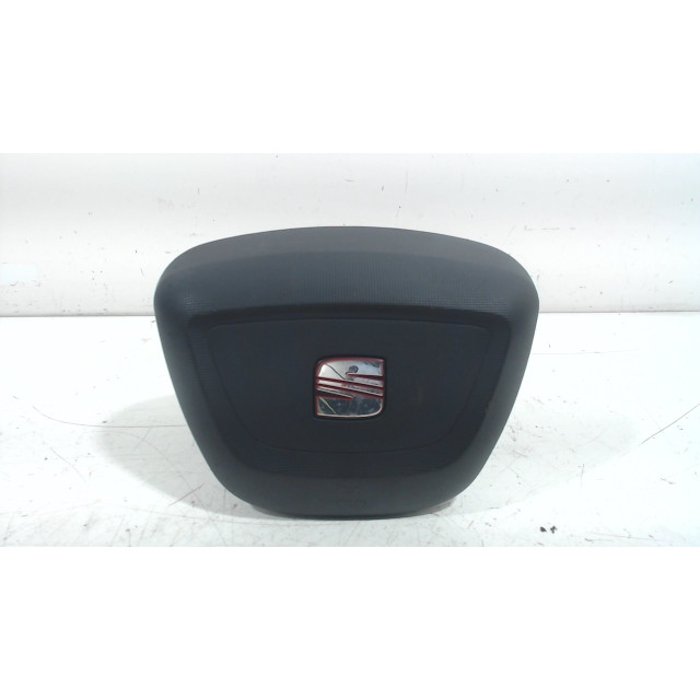 Airbag steering wheel Seat Ibiza ST (6J8) (2010 - 2015) Combi 1.2 TDI Ecomotive (CFWA)