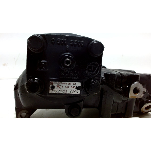 Power steering pump motor BMW 5 serie (E39) (1996 - 1998) Sedan 535i 32V (M62-B35(358S2))