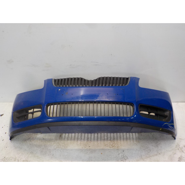 Front bumper Skoda Roomster (5J) (2006 - 2015) MPV 1.4 16V (BXW)