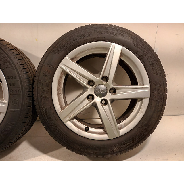 Set of wheels 4 pcs. Audi A3 Sportback (8VA/8VF) (2012 - 2020) Hatchback 5-drs 2.0 TDI 16V (CRBC)