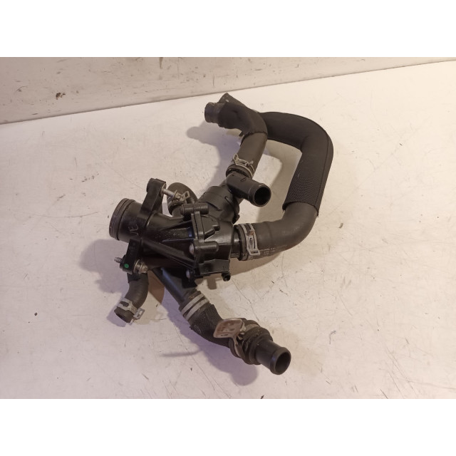 Thermostat housing Mercedes-Benz A (W176) (2015 - 2018) Hatchback 2.0 A-45 AMG Turbo 16V 4-Matic (M133.980(Euro 6))