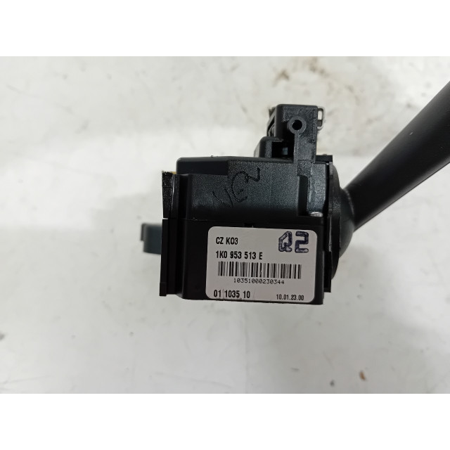 Indicator switch Skoda Yeti (5LAC) (2009 - 2015) SUV 1.2 TSI 16V (CBZB)