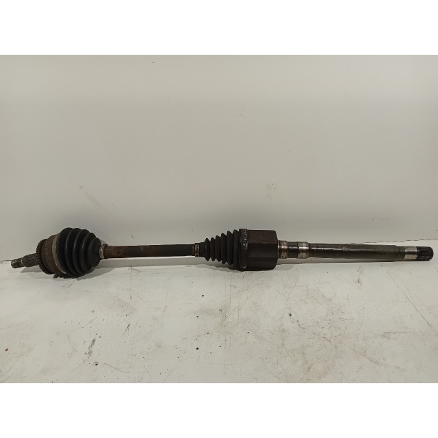 Driveshaft front right Land Rover & Range Rover Discovery III (LAA/TAA) (2004 - 2009) Terreinwagen 2.7 TD V6 (276DT)