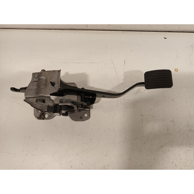 Clutch pedal Kia Picanto (JA) (2017 - present) Hatchback 1.0 12V (G3LD)