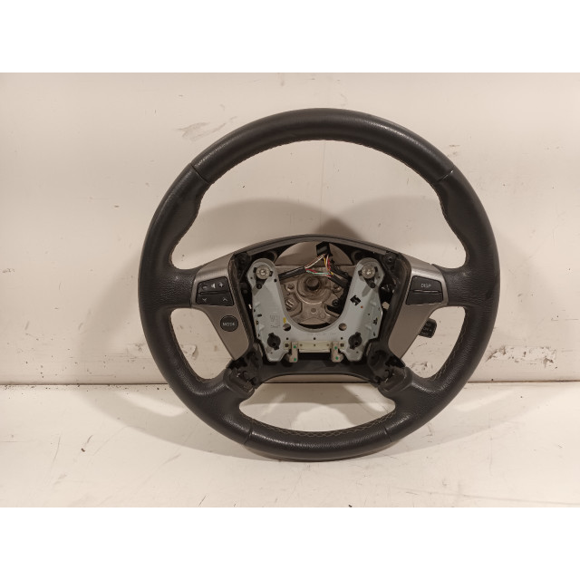 Steering wheel Toyota Avensis Wagon (T25/B1E) (2005 - 2008) Combi 2.2 D-4D 16V D-CAT (2AD-FHV)