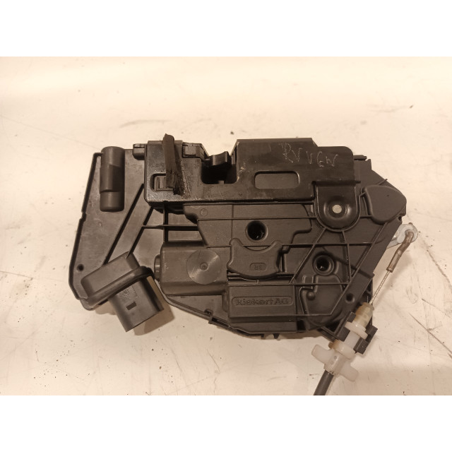 Locking mechanism door electric central locking front right Volkswagen Scirocco (137/13AD) (2008 - 2017) Hatchback 3-drs 1.4 TSI 122 16V (CAXA(Euro 5))