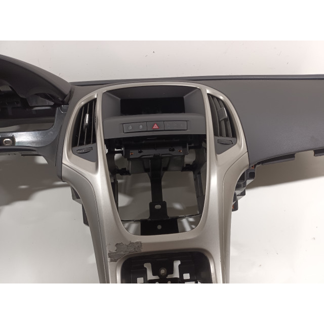Airbag set Vauxhall / Opel Astra J Sports Tourer (PD8/PE8/PF8) (2010 - 2015) Combi 1.4 16V ecoFLEX (A14XER(Euro 5))