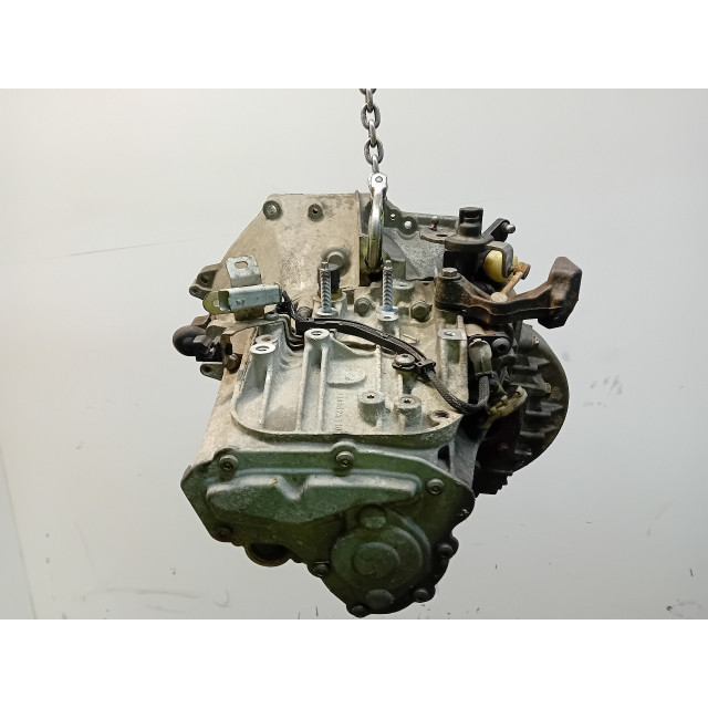 Gearbox manual Peugeot 308 SW (L4/L9/LC/LJ/LR) (2014 - 2021) Combi 5-drs 1.6 BlueHDi 120 (DV6FC(BHZ))