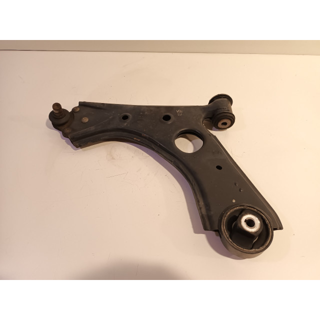 Suspension arm front left Vauxhall / Opel Combo (2012 - 2018) Van 1.6 CDTI 16V (A16FDH(Euro 5))