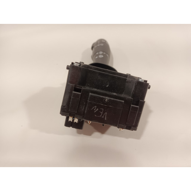 Windscreen washer switch Renault Clio IV (5R) (2012 - present) Hatchback 5-drs 0.9 Energy TCE 90 12V (H4B-400(H4B-A4))