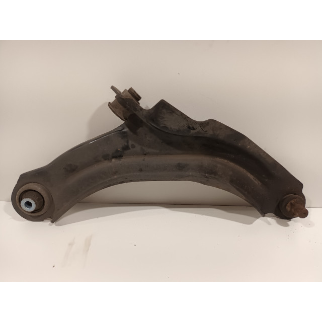 Suspension arm front right Renault Clio IV (5R) (2012 - present) Hatchback 5-drs 0.9 Energy TCE 90 12V (H4B-400(H4B-A4))