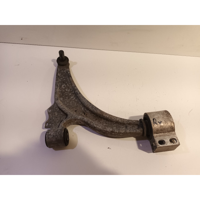 Suspension arm front right Vauxhall / Opel Astra J (PC6/PD6/PE6/PF6) (2009 - 2015) Hatchback 5-drs 1.4 16V ecoFLEX (A14XER(Euro 5))