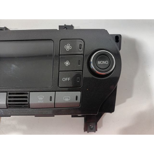 Heater control panel Fiat Bravo (198A) (2010 - 2014) Hatchback 1.4 MultiAir 16V (198.A.7000)