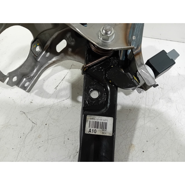 Brake pedal Kia Niro I (DE) (2016 - 2022) SUV 1.6 GDI Hybrid (G4LE)