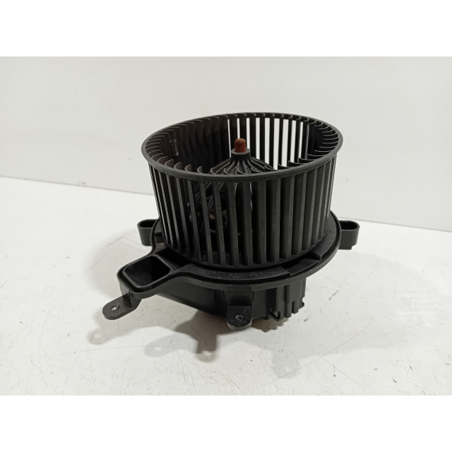 Heater fan motor Peugeot 5008 I (0A/0E) (2009 - 2017) MPV 1.6 THP 16V (EP6CDT(5FV))