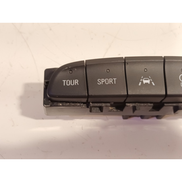 Control panel miscellaneous Vauxhall / Opel Insignia Sports Tourer (2017 - present) Combi 2.0 GSi Turbo 16V 4x4 (B20NFT(Euro 6))