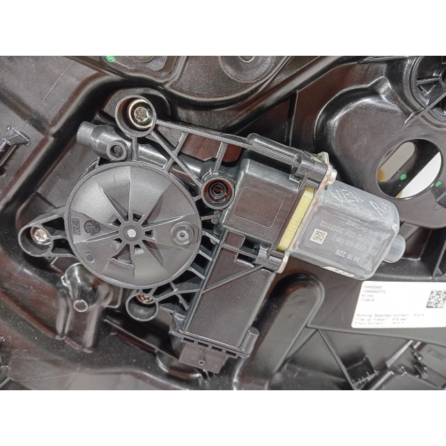 Electric window mechanism rear right Alfa Romeo Stelvio (949) (2016 - present) SUV 2.0 T 16V Veloce Q4 (55273835)
