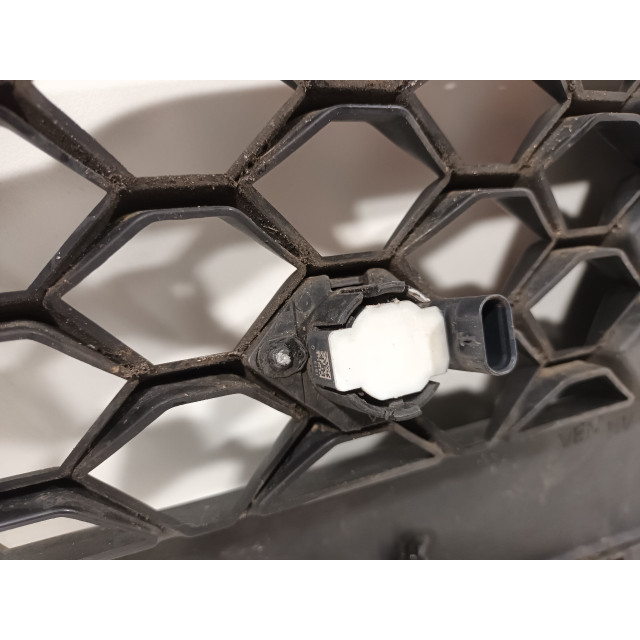 Headlamp grille left Alfa Romeo Stelvio (949) (2016 - present) SUV 2.0 T 16V Veloce Q4 (55273835)