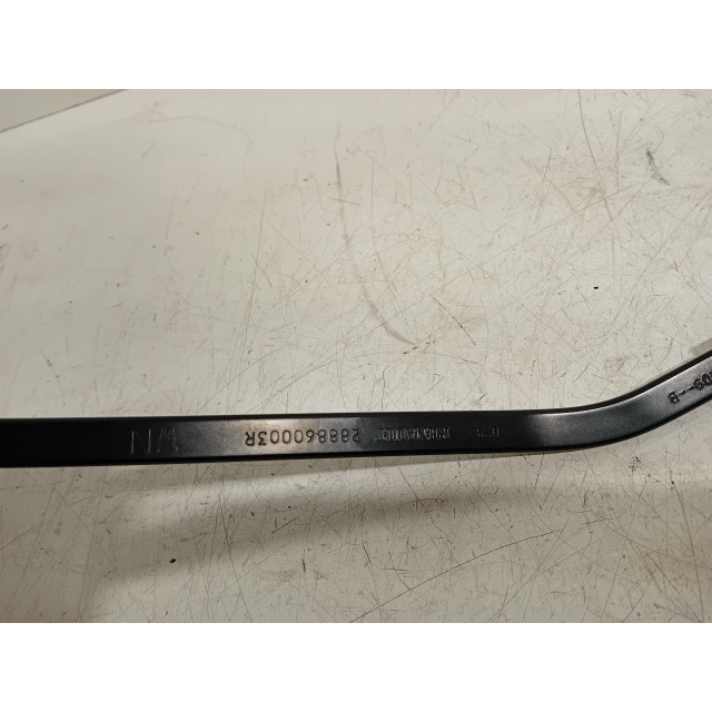 Wiper front right Renault Grand Scénic III (JZ) (2009 - 2016) MPV 1.4 16V TCe 130 (H4J-700(H4J-A7))