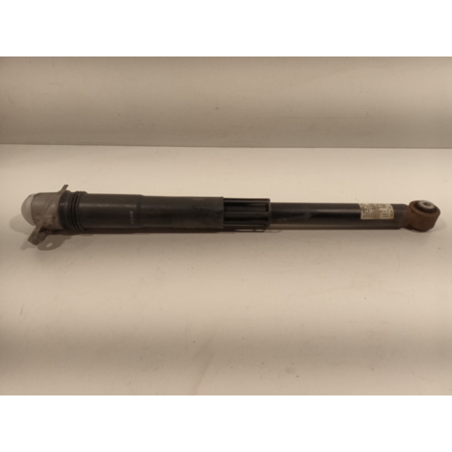 Shock absorber rear right Seat Leon (5FB) (2014 - present) Hatchback 5-drs 1.4 TSI ACT 16V (CZEA)