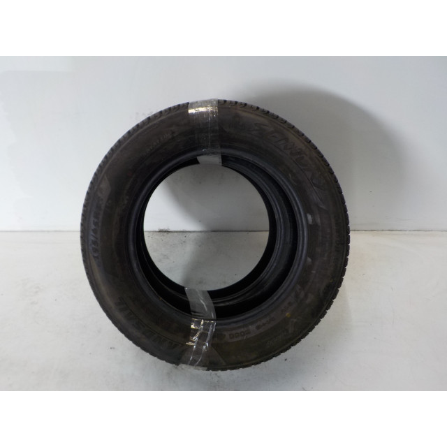Tyre set 2 piece 4-Seizoenen 195/65 R15 landsail 4-Seizoenen