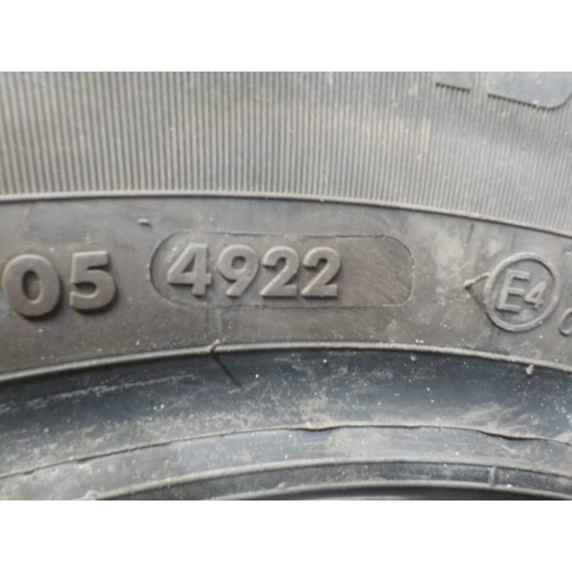 Tyre set 2 piece Winter 205/65 R15 vredestein Winter